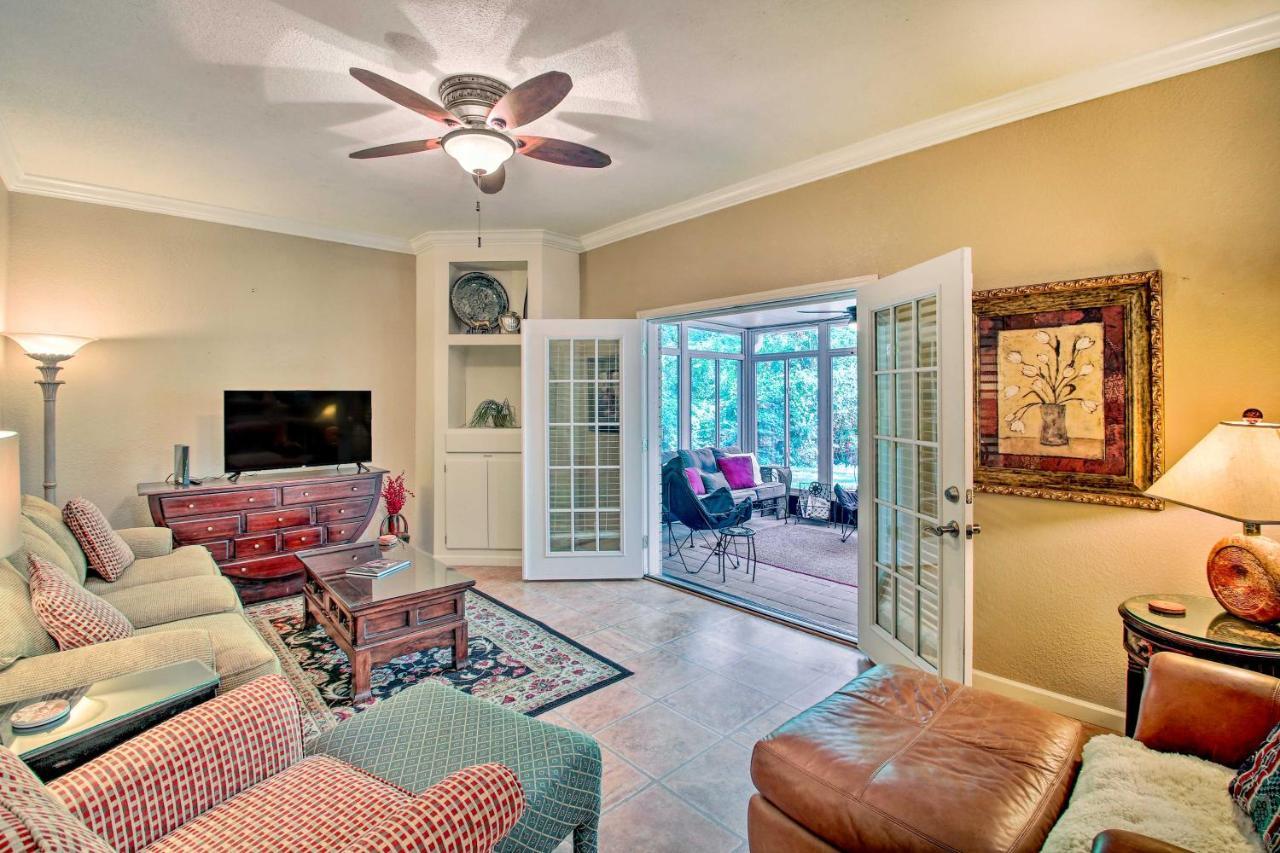 Charming Hot Springs Home With Sunroom And Yard المظهر الخارجي الصورة