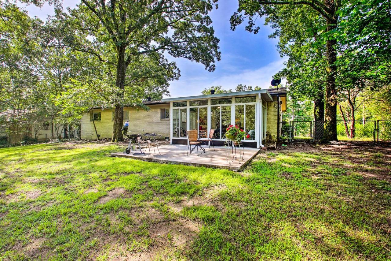 Charming Hot Springs Home With Sunroom And Yard المظهر الخارجي الصورة